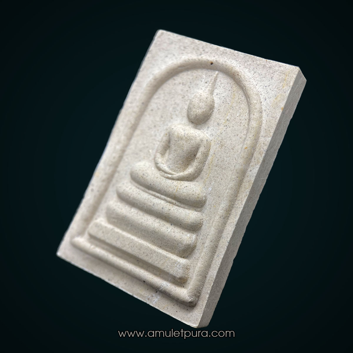 พระสมเด็จรุ่นเสาร์ 5 (เนื้อผงเก่า) รุ่น1 ปี63 หลวงปู่มหาศิลา สิริจันโท วัดโพธิ์ศรีสะอาดแกเปะ จ.กาฬสินธุ์ (มีจีวรหลวงปู่)