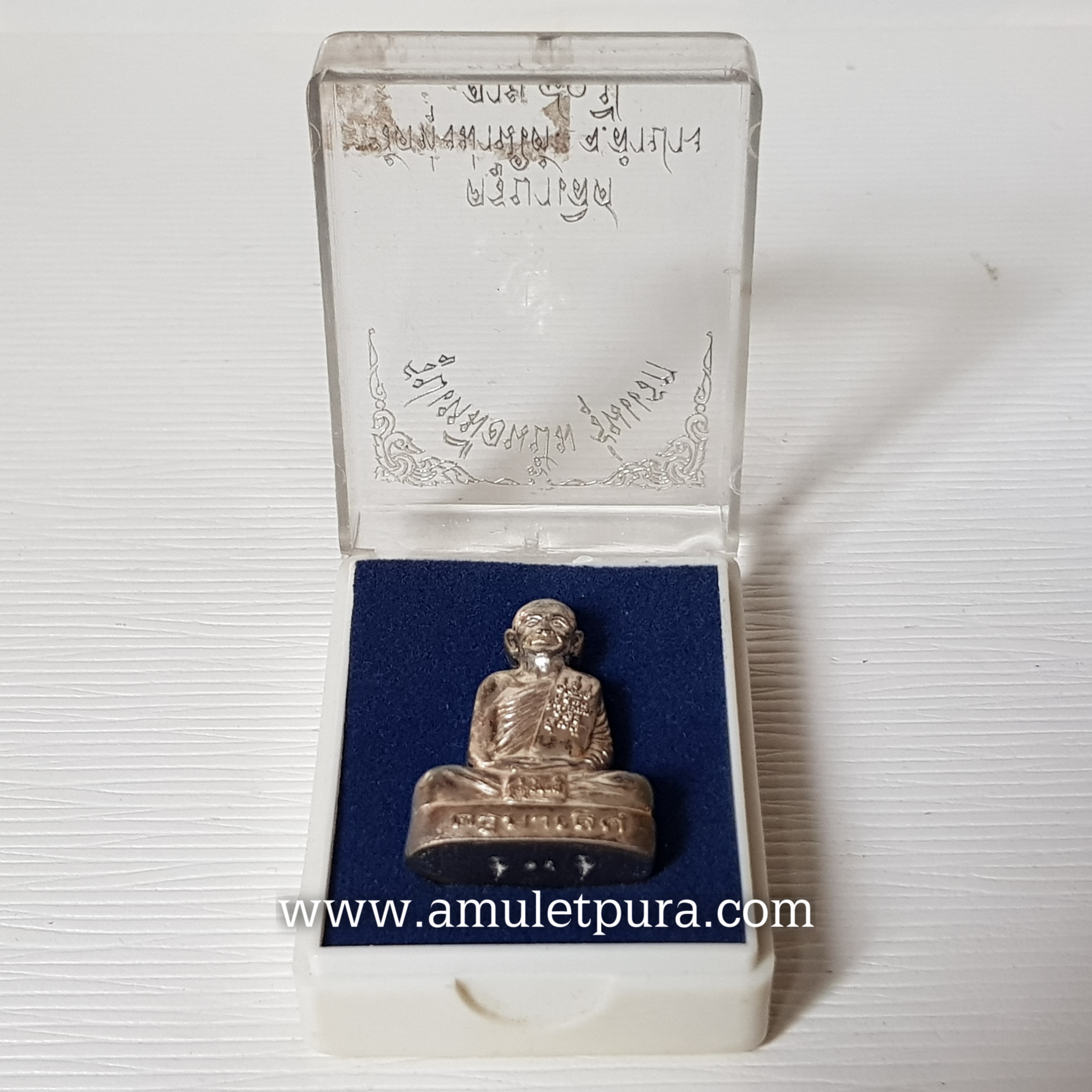 รูปเหมือนปั๊มรุ่นแรก ครูบาเลิศ อายุ 80 ปี(พิเศษเนื้อตะกั่ว หน้าเงิน หลังนวะโลหะ)ปี53 วัดทุ่งม่านใต้ จ.ลำปาง(มีโค้ด หมายเลข๖๑)