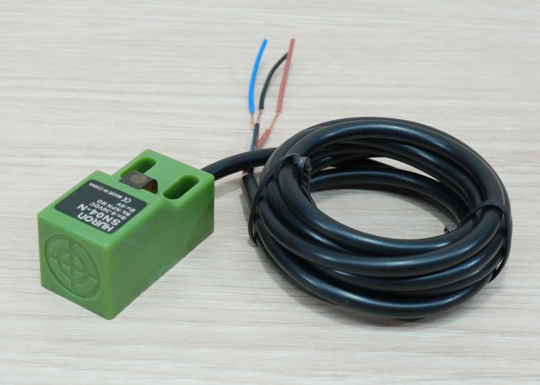 SN04-N (NPN, NO ระยะ 4mm) 6-36V DC Inductive Proximity Switch