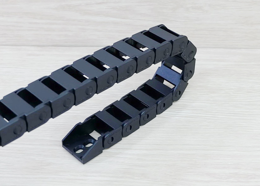 10 X 20 mm Cable Drag Chain R28mm ยาว 1M และ End Connectors