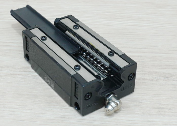 TRH20B Square Slide Block (TRHG20B)