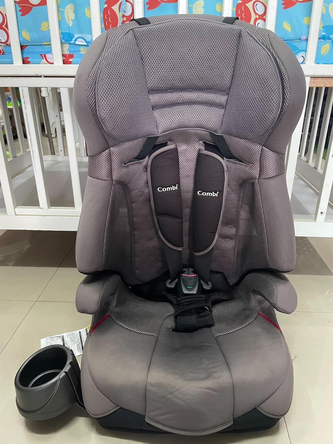 Combi คาร์ซีทเด็ก 1-12ขวบ ยี่ห้อ Combi รุ่น JoyTrip สภาพสวย 90% มือสองญี่ปุ่น