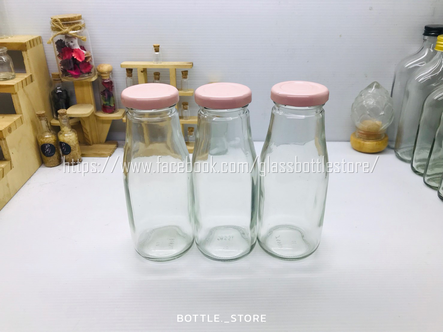 ขวดแก้ว น้ำผลไม้ 250ml ฝาเกลียวล็อคสีชมพู