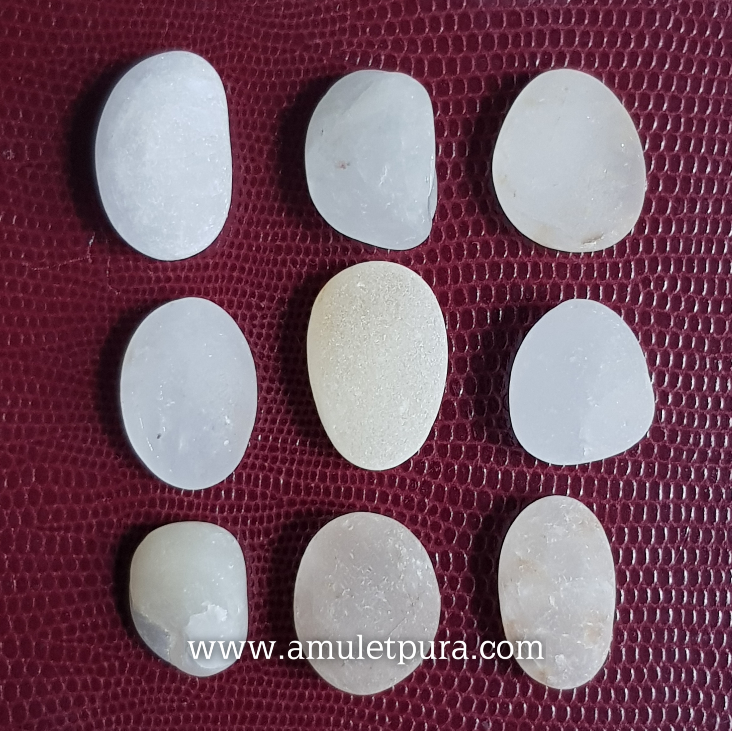 ปฐวีธาตุ(พระเพชร)แห่งลุ่มแม่นำโขง(เล็ก)หลวงปู่คำพันธ์ วัดธาตุมหาชัย จ.นครพนม