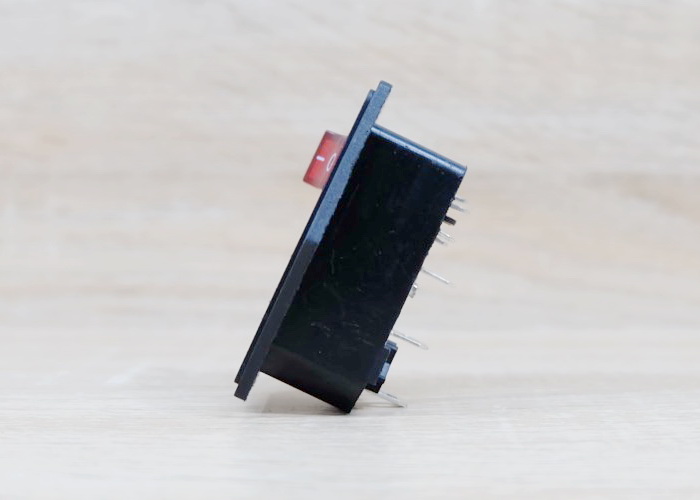 AC-01A Plug Socket 3 Pin Male AC250V พร้อมสวิทช์และฟิวส์ 10A