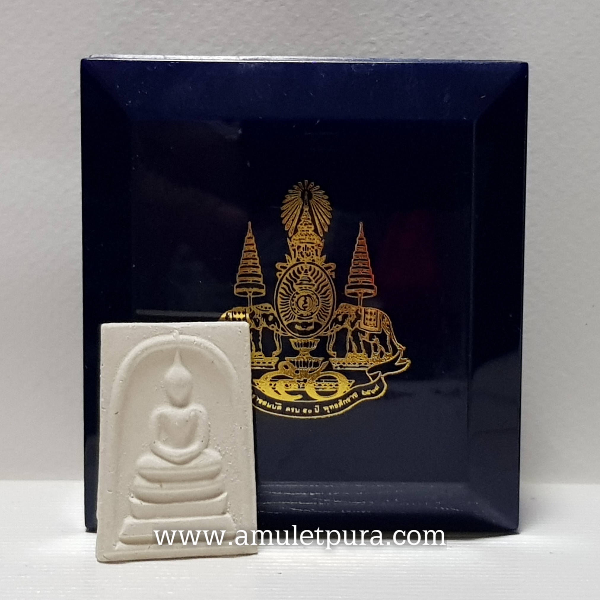 พระสมเด็จบางขุนพรหม แช่น้ำมนต์ รุ่นฉลองสิริราชสมบัติครบ 50 ปี ปี39 วัดใหม่อมตรส กรุงเทพมหานคร(มีตราวัดและหมายเลข 23241)