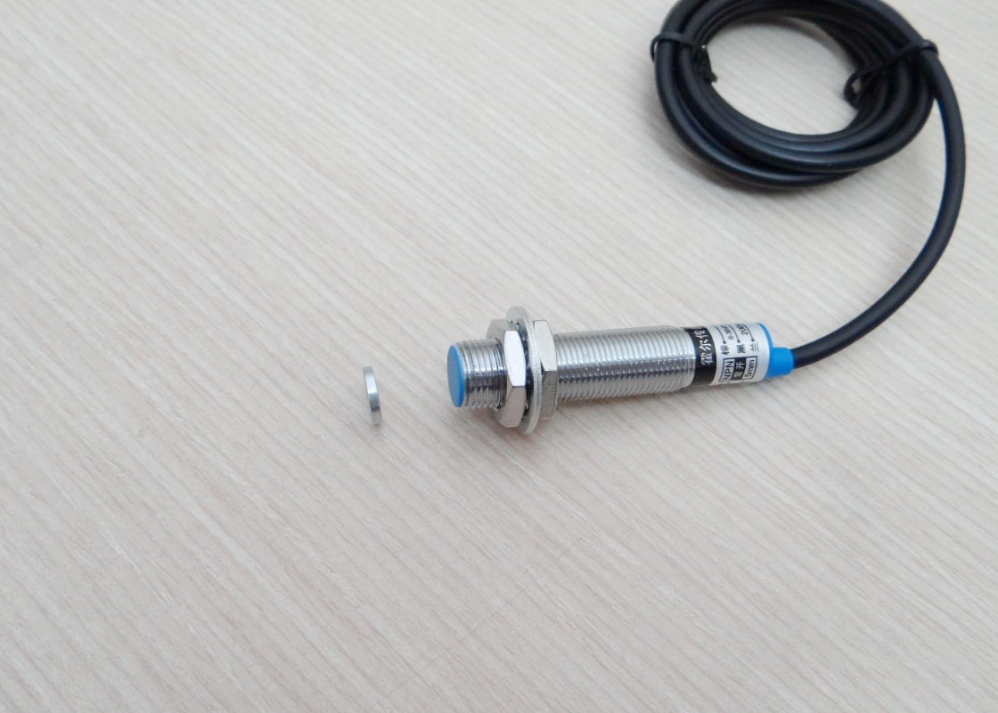 Hall Switch NJK-5002C (NPN, NO ระยะ10mm) Proximity Induction Magnetic Sensor DC6-36V Long Body