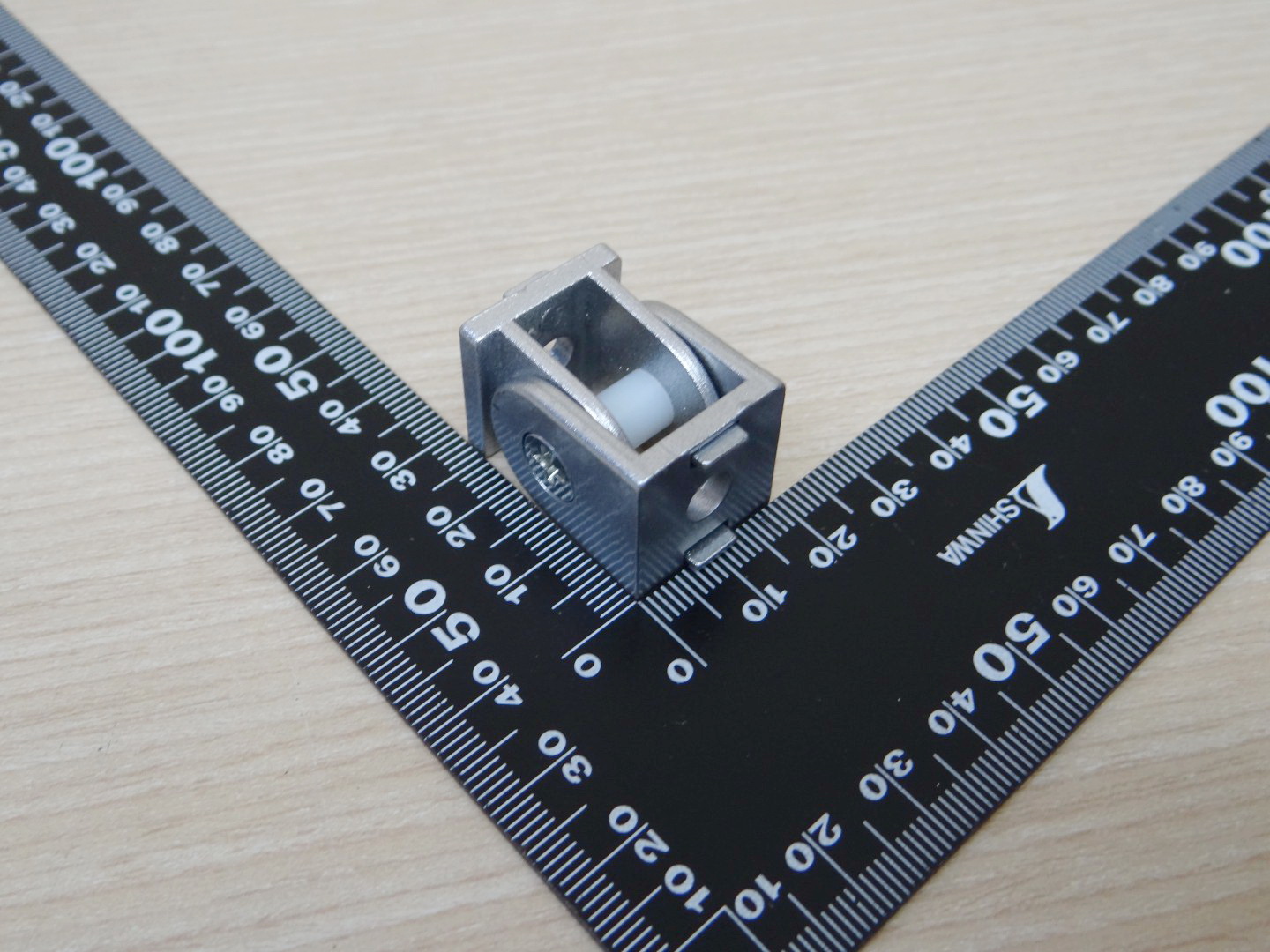 Flexible Pivot Joint Connector สำหรับ Series 20 Alu Profile