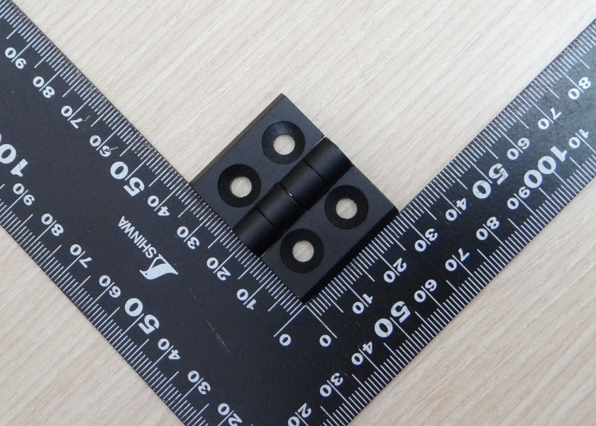 บานพับ Zinc Alloy Hinge for Alu-Profile 2020 ระยะรู 20x14 mm (สีดำ)