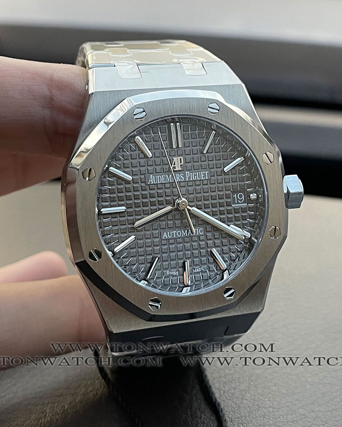 AP Royal Oak 15450 GREY 37mm. ZF