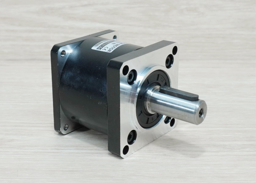 Planetary Gearbox Ratio 5:1 NEMA23 Speed Reducer (Shaft IN 8mm - OUT 14mm)