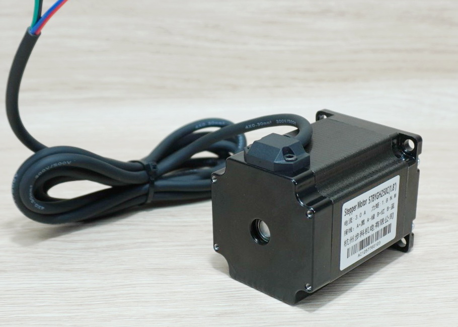 57BYGH250C - Stepper Motor (Nema23) แรงบิด 1.8N.m 3A Shaft 8mm - 2m Cable