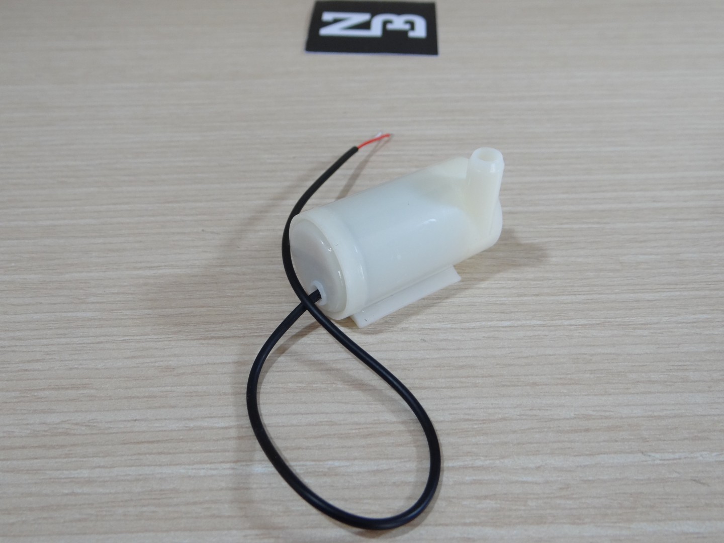 ปั๊มน้ำเล็ก DC pump 5V (สีขาว)