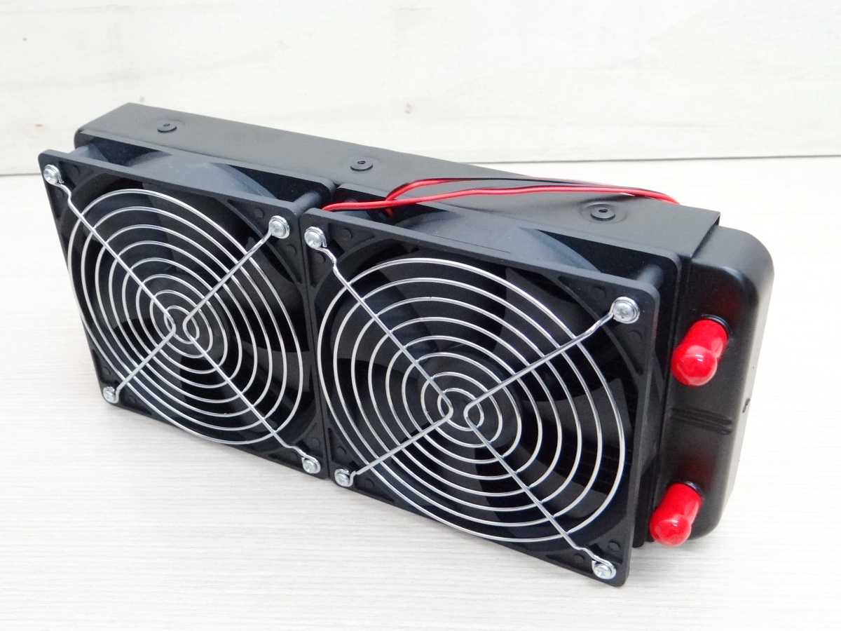 240mm Aluminum Radiator Water Cooling 18 Tube Heat Exchanger (หัวจุก 10mm) + 2 Fans 12V DC