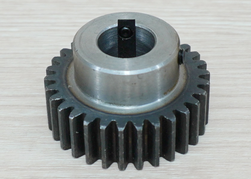 Spur Gear Pinion 1.5 Mod 30Teeth Bore 16mm - Hole & keyway (straight teeth - เฟืองตรง)