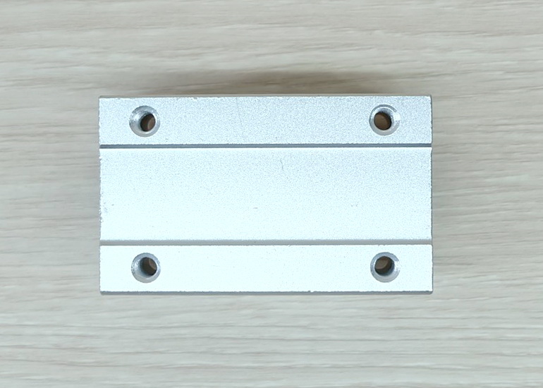 SCS12LUU Linear Ball Bearing Block 12mm