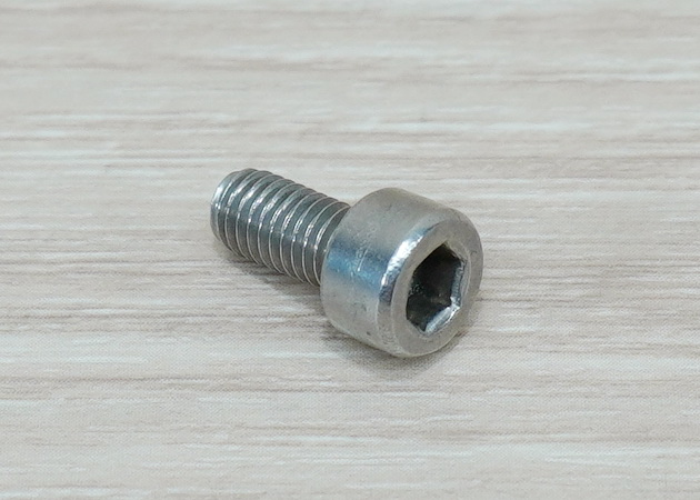 สกรูหัวจมสเตนเลส 201 Screw M5 ยาว 10mm (20 ตัว/ชุด)