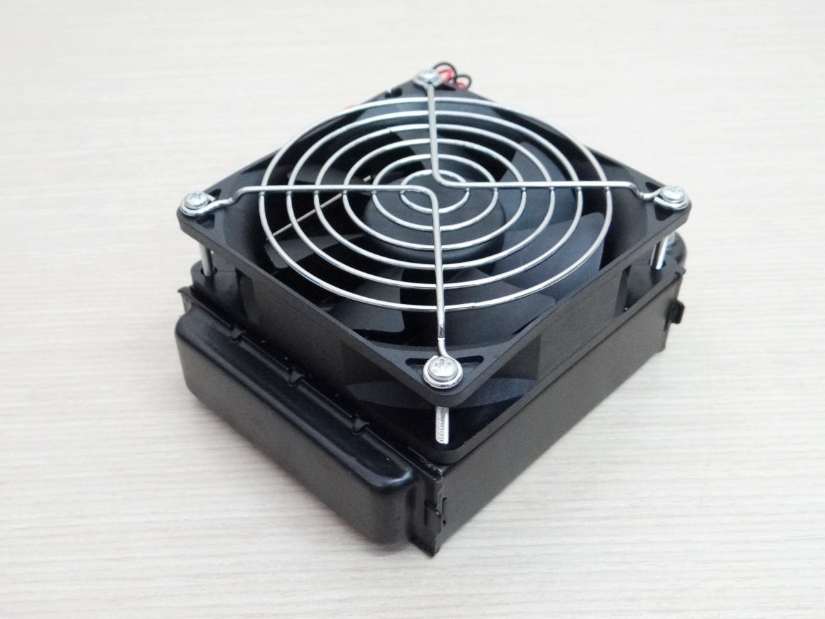 90mm Aluminum Radiator Water Cooling 10 Tube Heat Exchanger (หัวจุก 10mm) + 1 Fan 12V DC