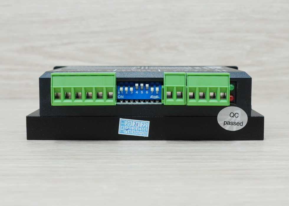 DM542 (Leadshine) Microstep Driver Peak 4.2A, 20-50 VDC 2-phase