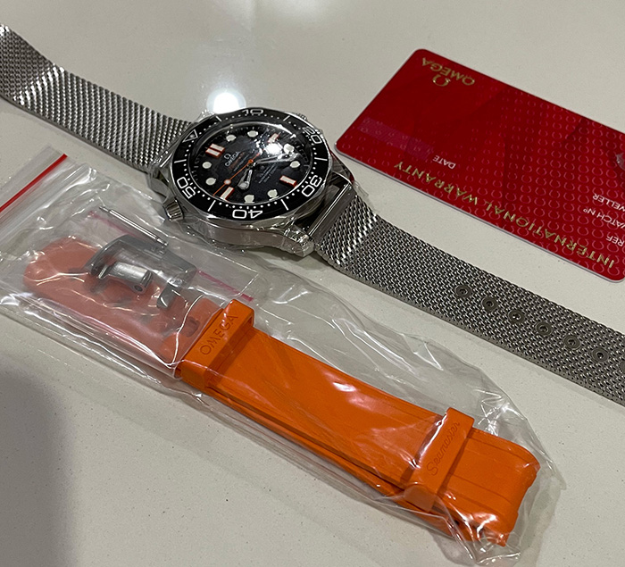 OMEGA SEAMASTER DIVER 300M ORANGE แถมสายยางสีส้ม