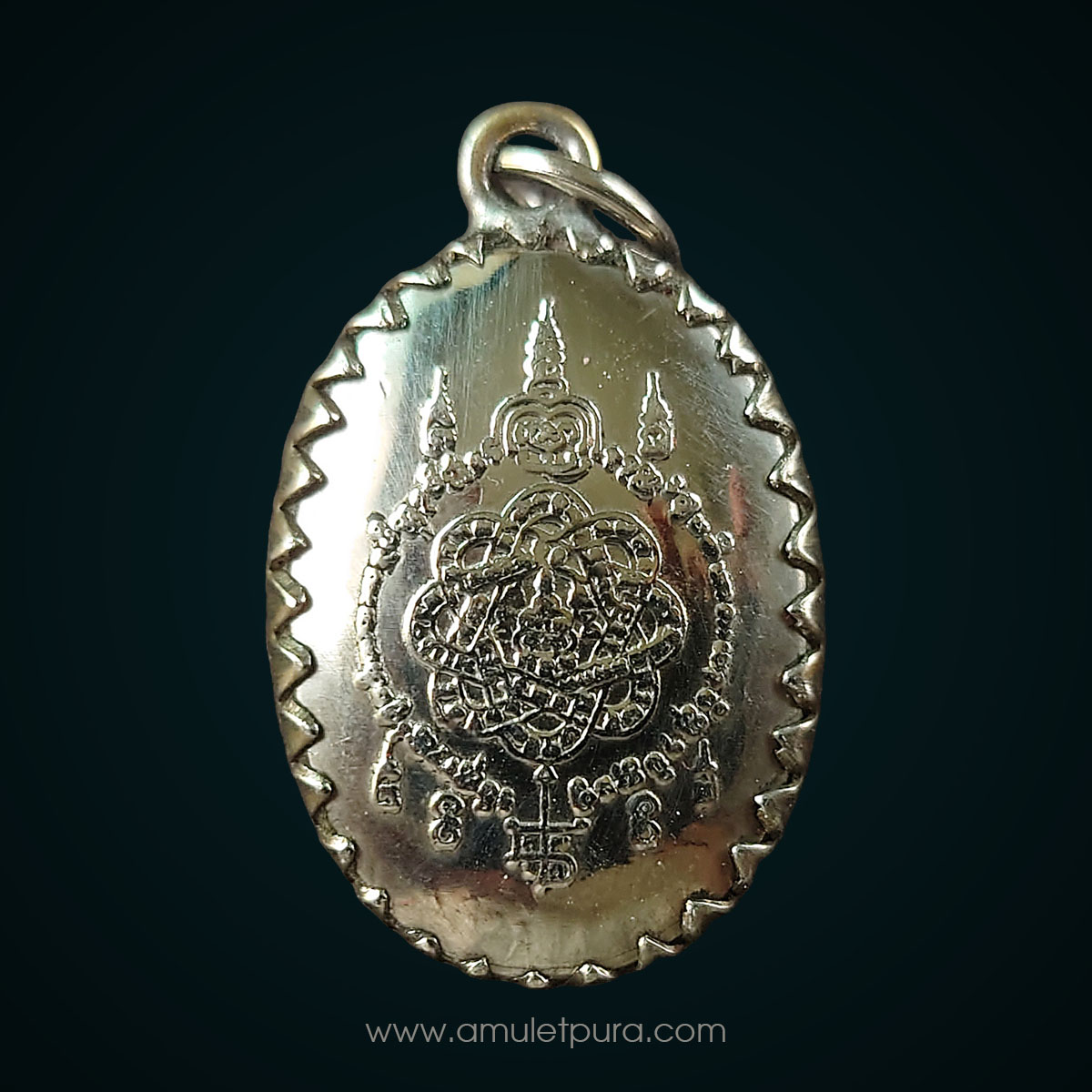 ล็อกเก็ตหลวงพ่อสุด เสือเผ่นหลังยันต์ตะกร้อ ปี50 วัดกาหลง จ.สมุทรสาคร