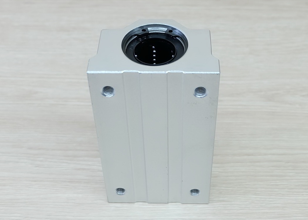 SCS25LUU Linear Ball Bearing Block 25mm