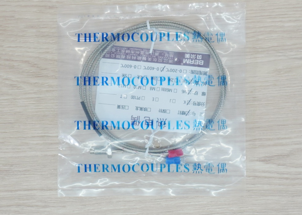 เครื่องควบคุมอุณหภูมิระบบ PID รุ่น REX-C100FK02-V*AN (240V/50HZ) + Thermocouple 0 to 400 °c