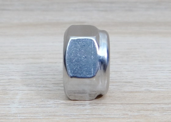 หัวน็อตล็อค Hex Lock Nut M16x2