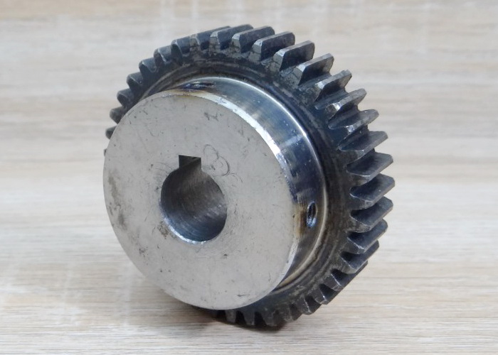 Spur Gear Pinion 1.5 Mod 40Teeth Bore 15mm - Hole & keyway (straight teeth - เฟืองตรง)