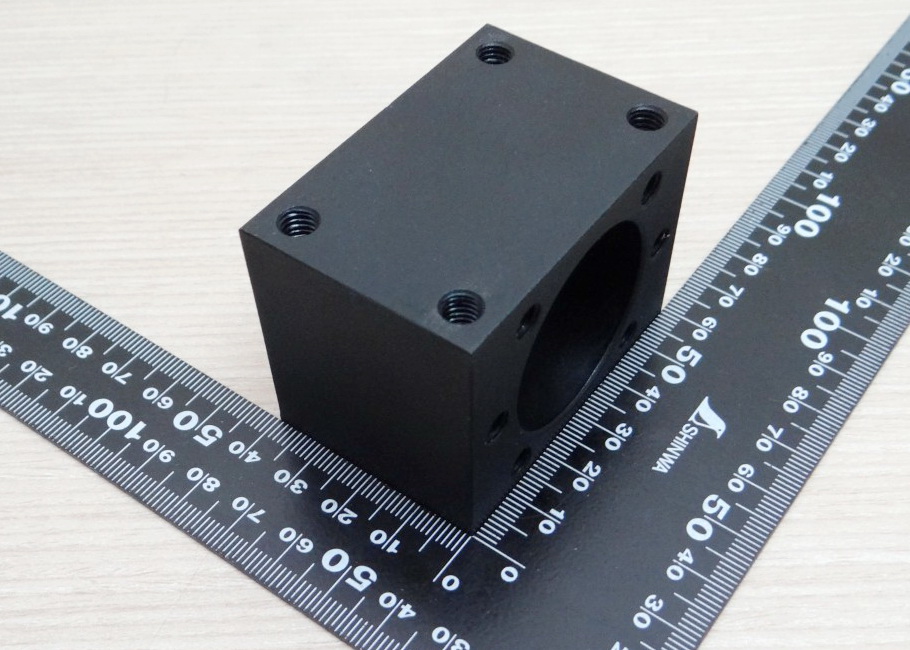 DSG20 Black Housing Aluminium for 20mm Ball Screw Nut (Inner Dia : 36mm) - 40 x 60 x 44 mm