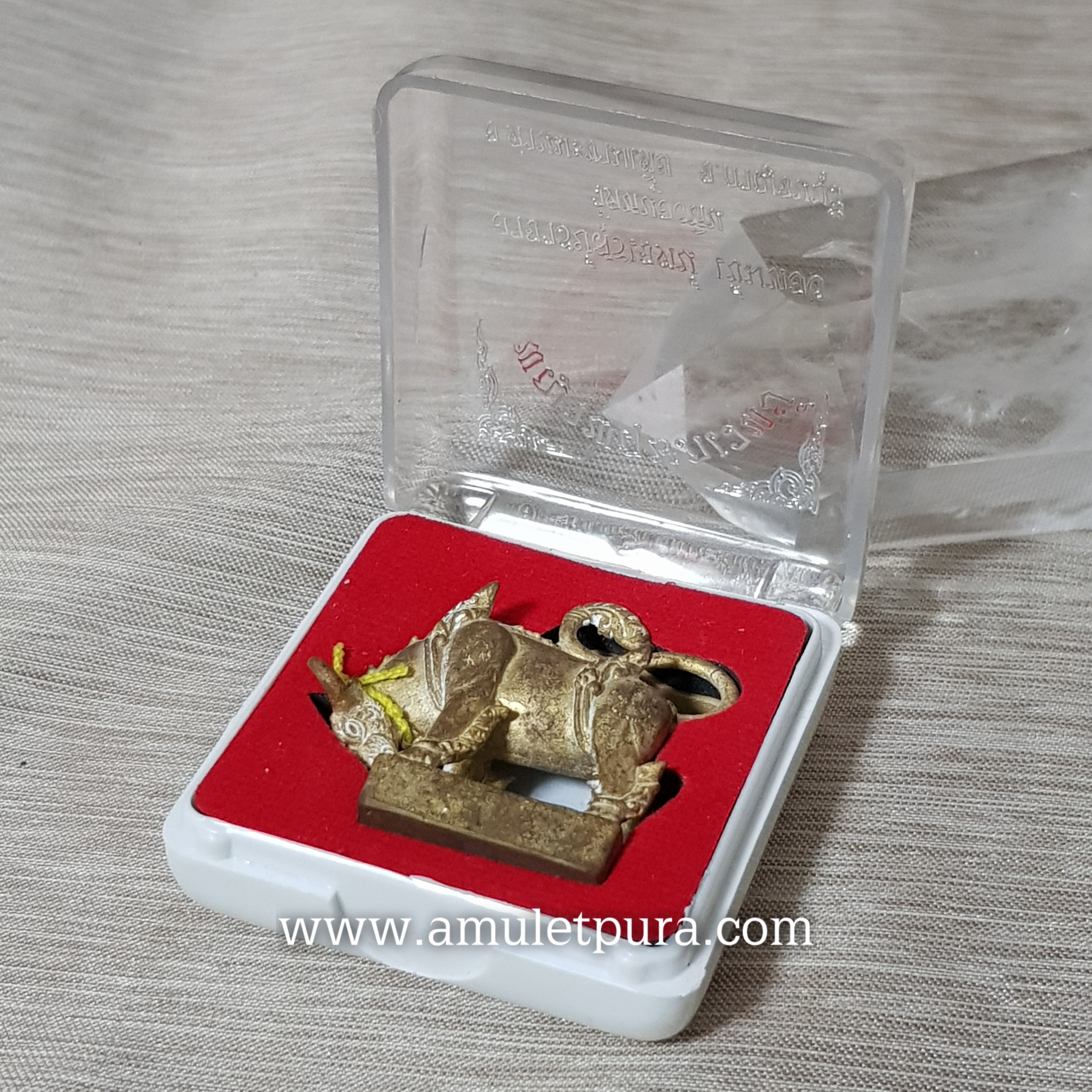 พญาวัว รุ่นพญาพฤษภเวทย์(เนื้อชนวน ตะกรุดเงิน)ปี59 พระอาจารย์สุรเจตน์ วัดหนองหิน จ.กาญจนบุรี(ตอกโค้ต พร้อมจารมือ หมายเลข ๑๓๒)