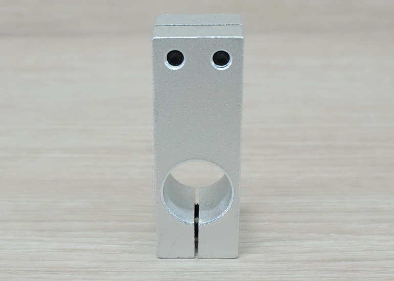 20mm x 20mm Holes Cross Shaft Support Aluminum Alloy