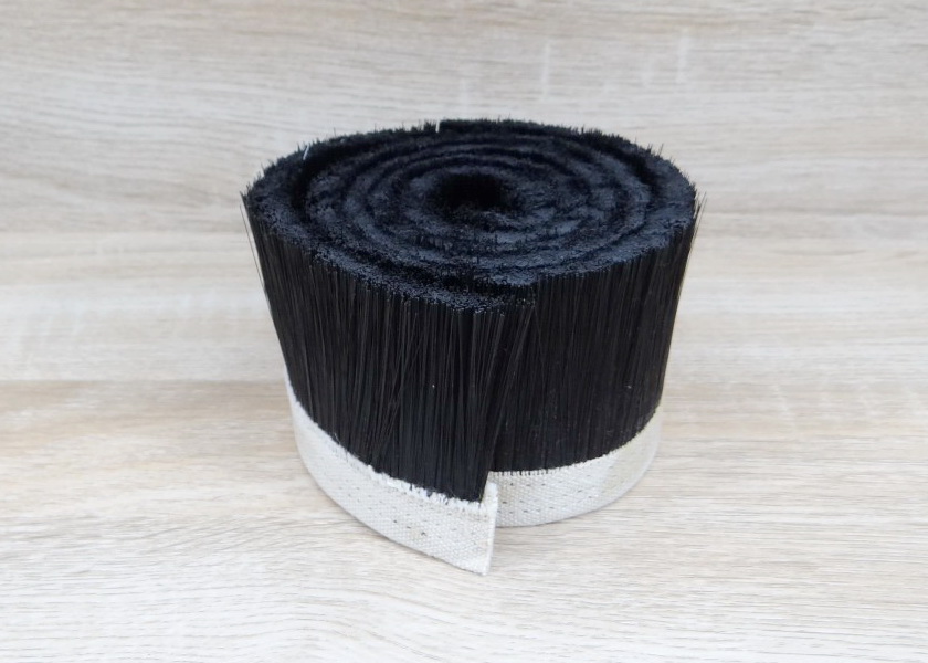 แปรงดักฝุ่น 70mm x 1M Nelon Brush Vacuum Cleaner (Black)