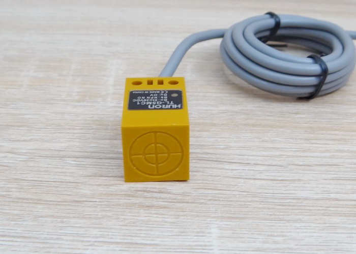 TL-Q5MC1 (NPN, NO ระยะ 5mm) 6-36VDC Inductive Proximity Sensor