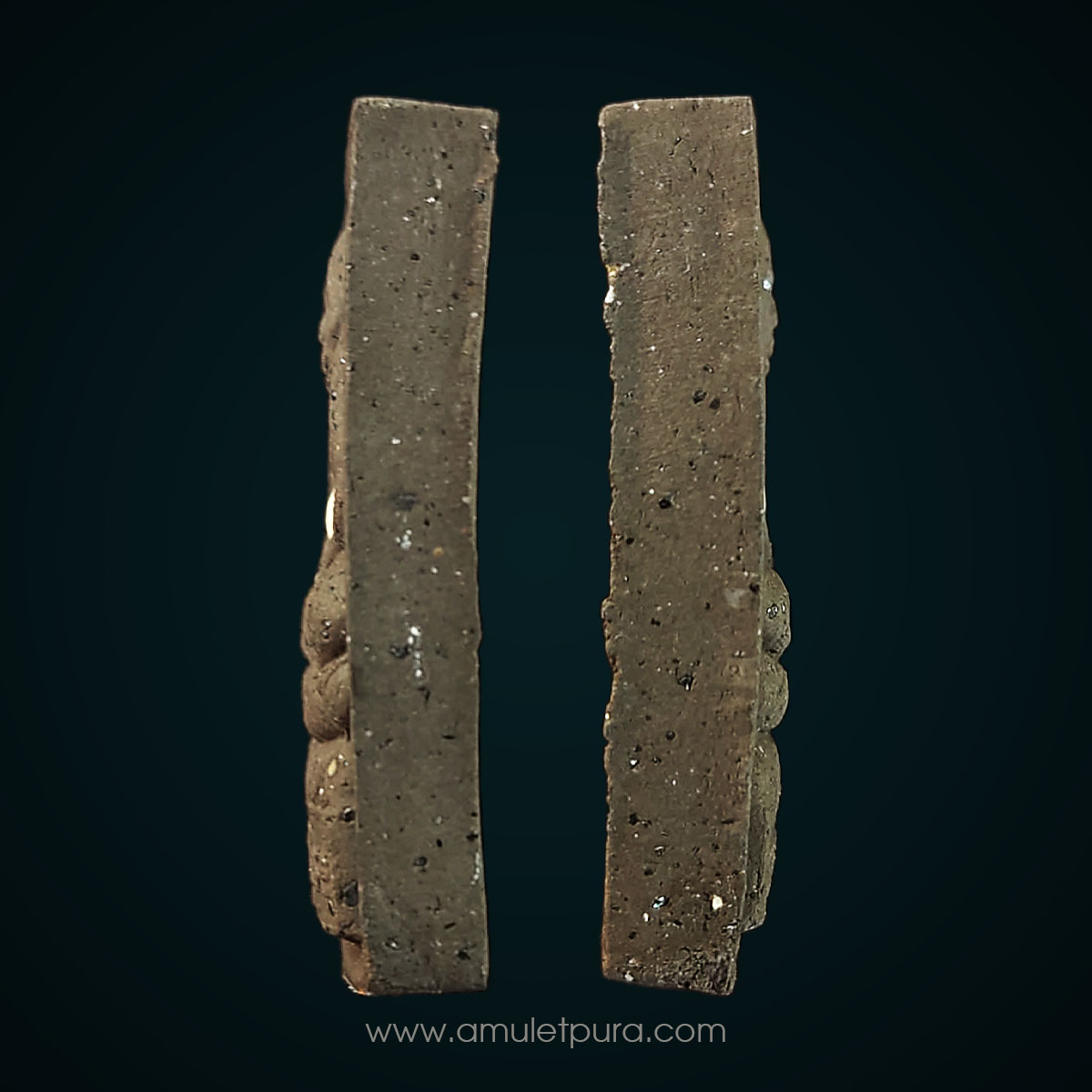 พระสมเด็จเจ้าหลวงปู่ทวด รุ่นโพธิสัตโต พิมพ์ใหญ่ ฝังพระธาตุ เนื้อผงว่านผสมดินกากยายักษ์ ปี41-43 เจ้าคุณธงชัย วัดไตรมิตรฯ กรุงเทพฯ (ปลุกเสก 3 ปี 20 วาระ)