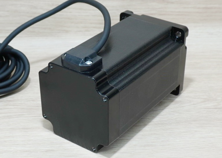 Stepper Motor (Nema34) แรงบิด 12N.m 5.6A Shaft 14mm (86BYGH250D) - 5m Cable