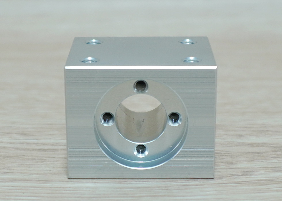 Aluminium housing สำหรับ Nut ลดการคลอน T8 (White)