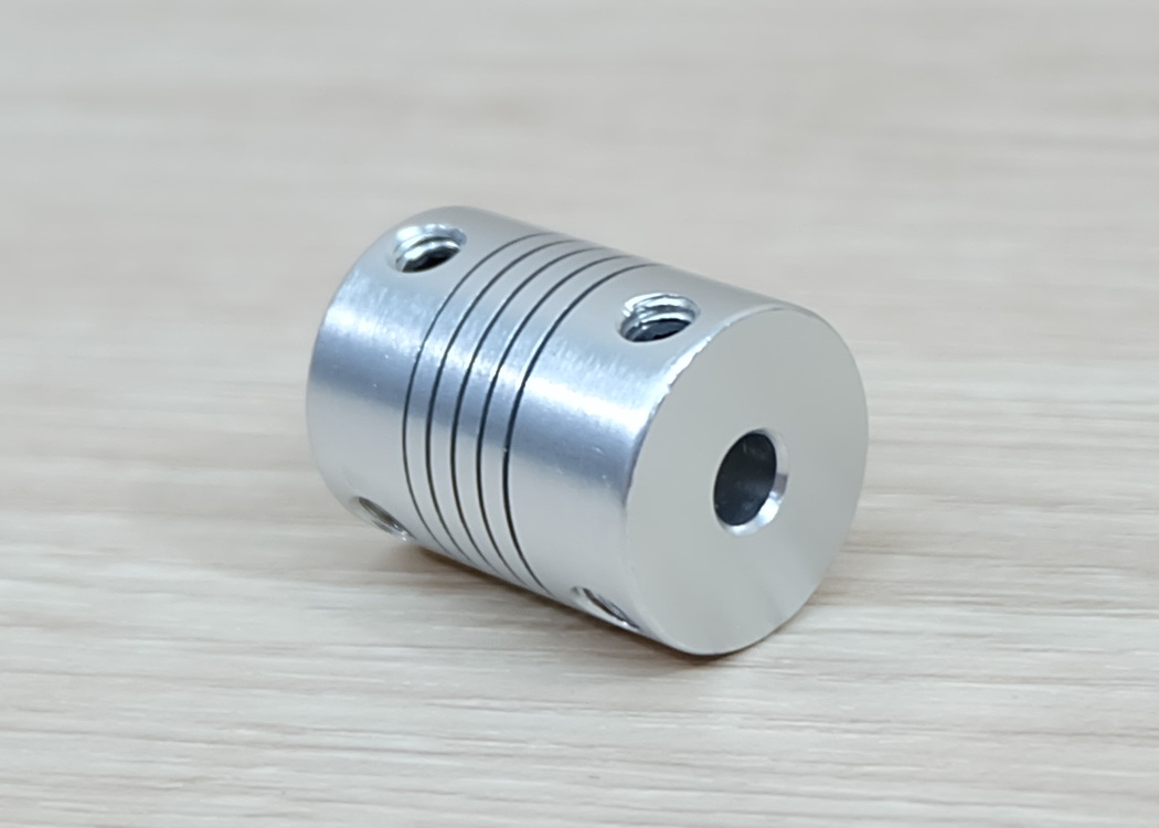 5 x 5 mm RS-Flexible Shaft Coupling D20 L25 mm