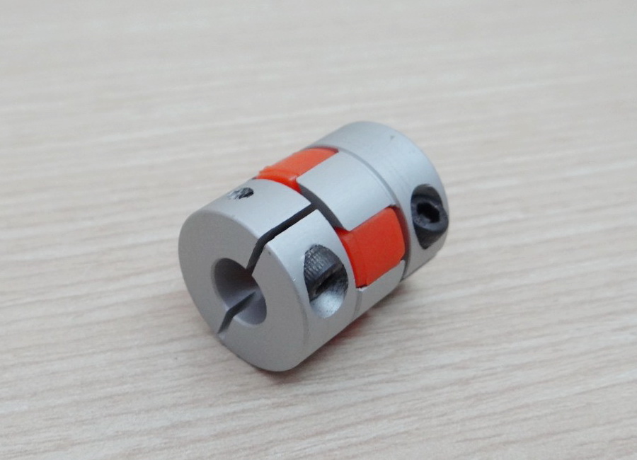 10 x 10 mm XB-Plum Flexible Shaft Coupling D20 L25