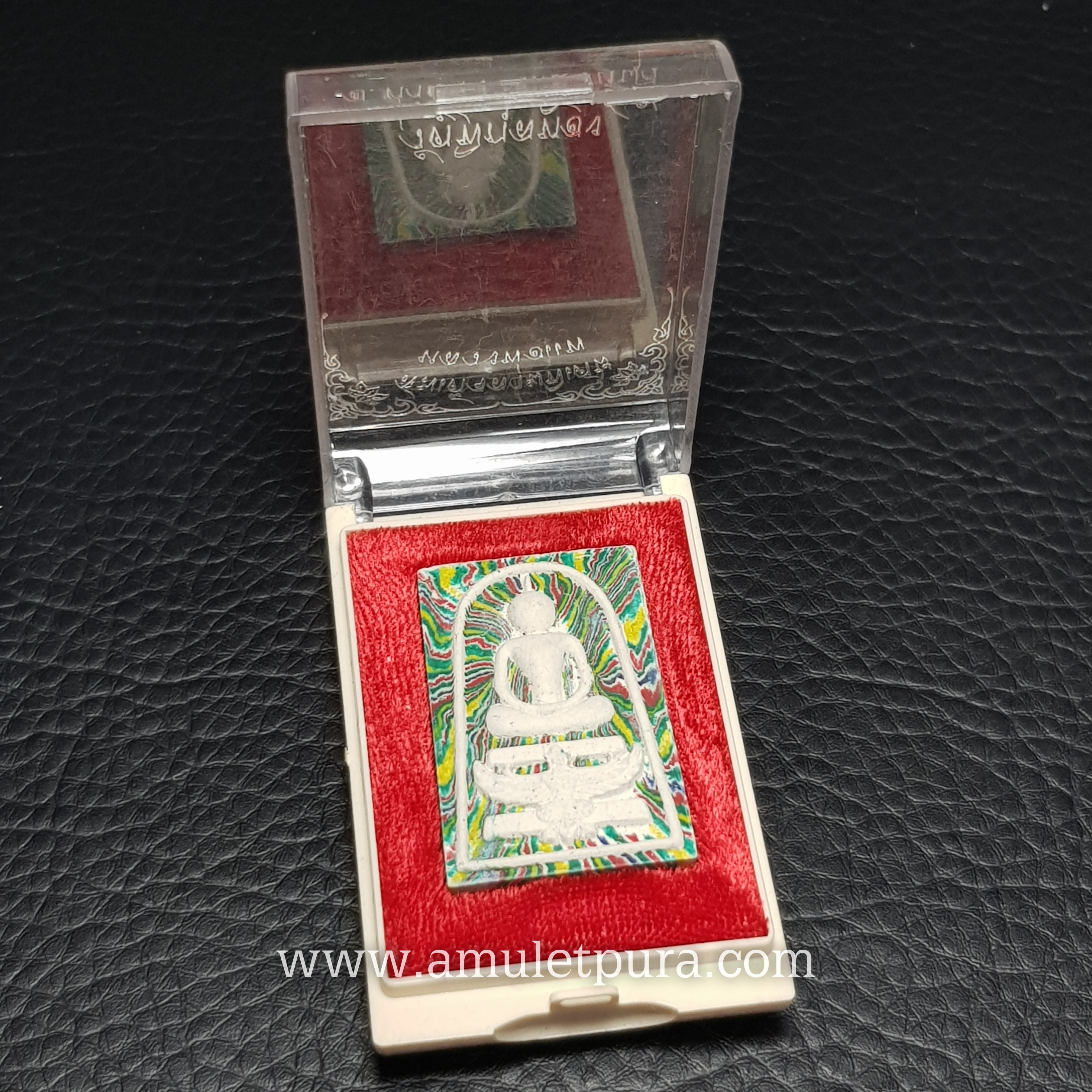 พระสมเด็จทรงครุฑ ลายพิเศษ (ลายสายรุ้ง ฝังตะกรุด 2 ดอก) รุ่นเมตตาบารมี แพ94 ปี40 หลวงพ่อแพ วัดพิกุลทอง จ.สิงห์บุรี