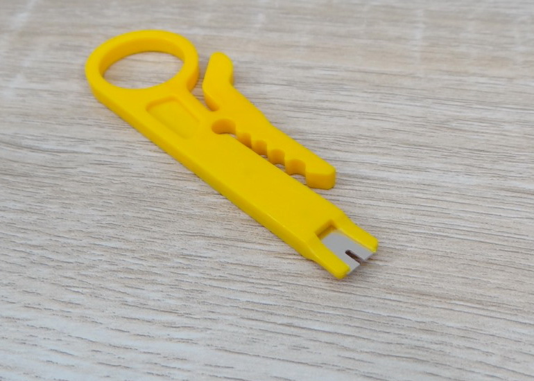 Pliers Yellow Knife Wire Stripper