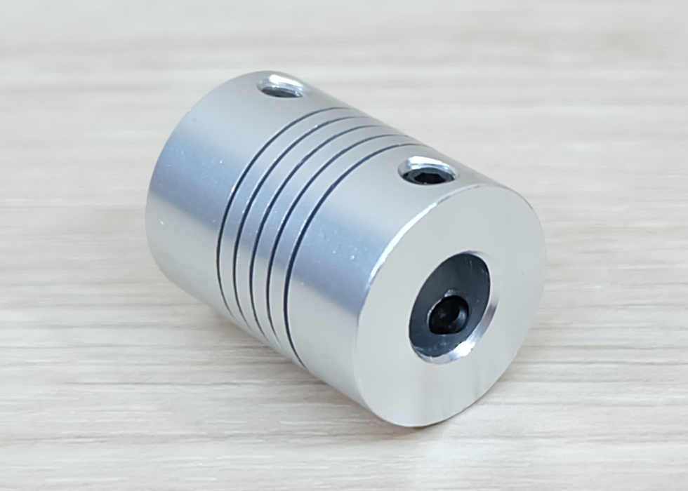 3 x 8 mm RS-Flexible Shaft Coupling D20 L25 mm