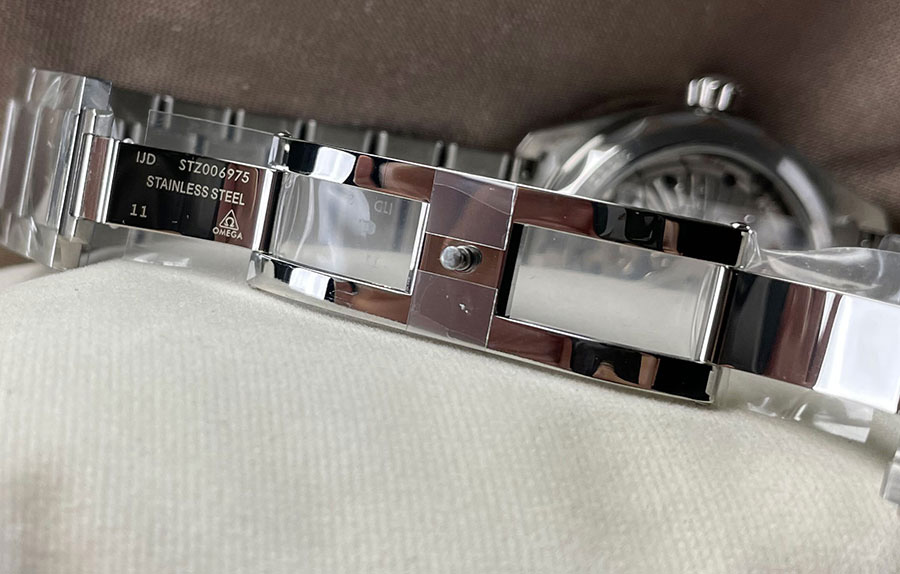 OMEGA AQUA TERRA 150M MASTER VSF