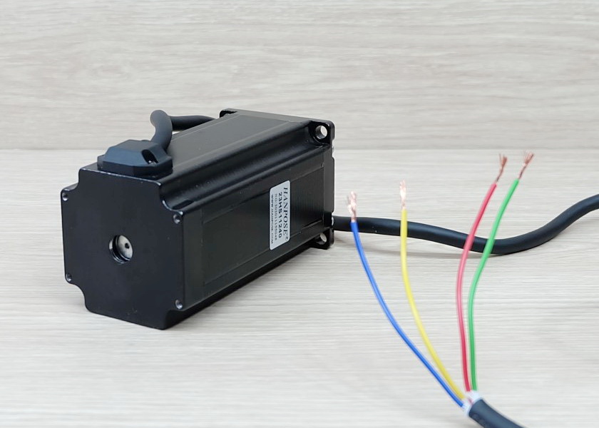HANPOSE - Stepper Motor (Nema23) แรงบิด 3N.m Shaft 8mm (23HS11240) 1m Cable