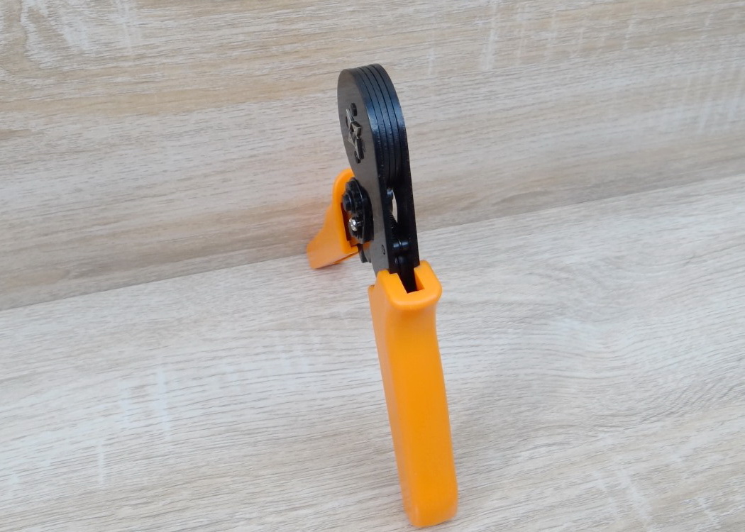 HSC8 6-4 คีมเข้าหัวสายไฟ 0.25-6 mm Tubular Terminal Crimper 23-10AWG