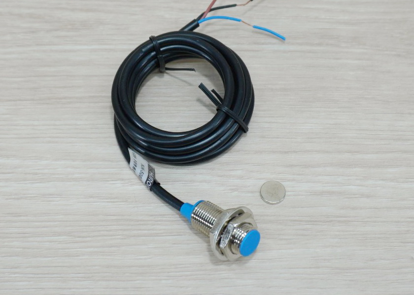 Hall Switch NJK-5002D (NPN, NC ระยะ10mm) Proximity Induction Magnetic Sensor DC6-36V Short Body