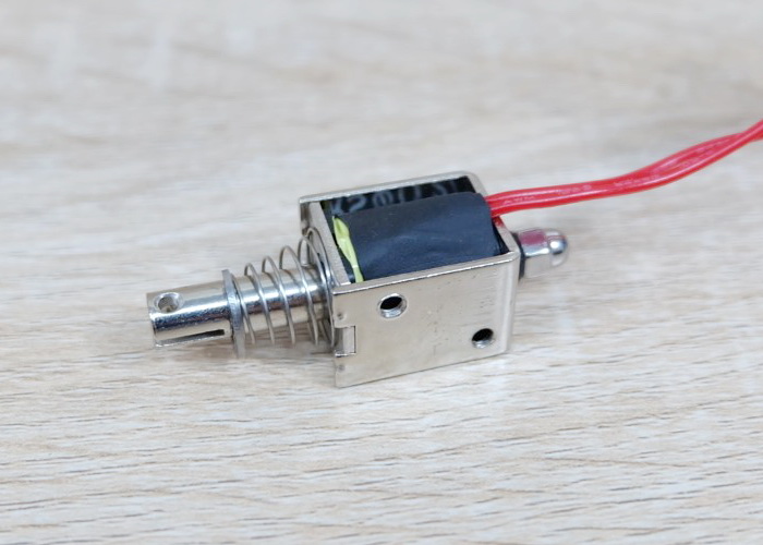 KL-0520B Solenoid Electromagnet 12V DC (0.2-5N) Pull-Push Type