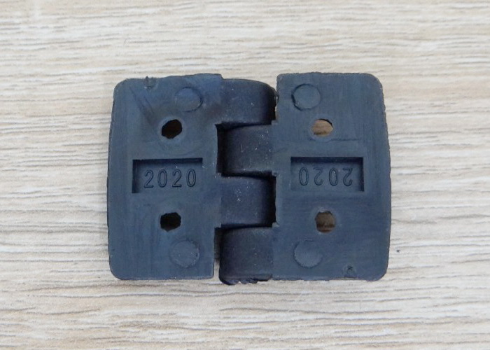 บานพับพลาสติกไนลอน Hinge for Alu-Profile 2020 ระยะรู 20x15 mm