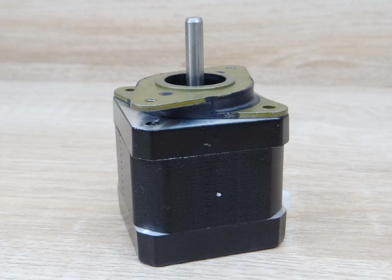 Nema17 Metal Rubber Dampers Mounts 54x54x7 mm Middle hole 17mm