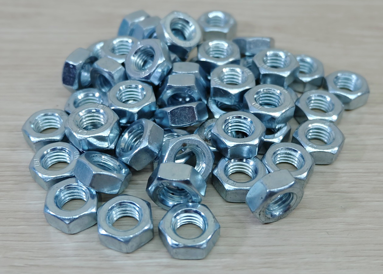 Hex Nuts M10x1.5mm (20ตัว/ถุง) Carbon Steel Galvanized